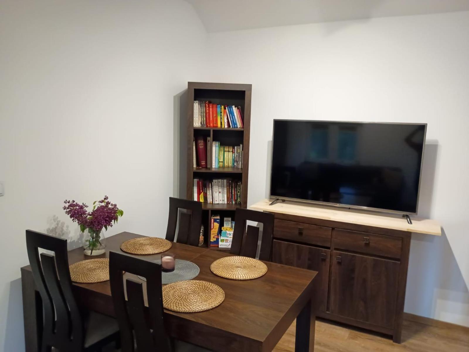 Apartament Pod Lasem Tenczynek Kültér fotó
