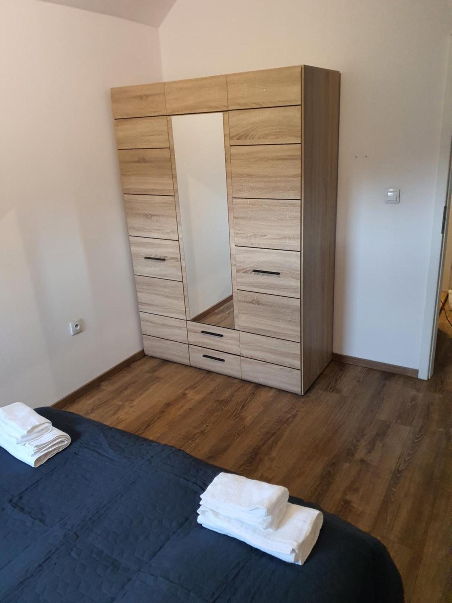 Apartament Pod Lasem Tenczynek Kültér fotó