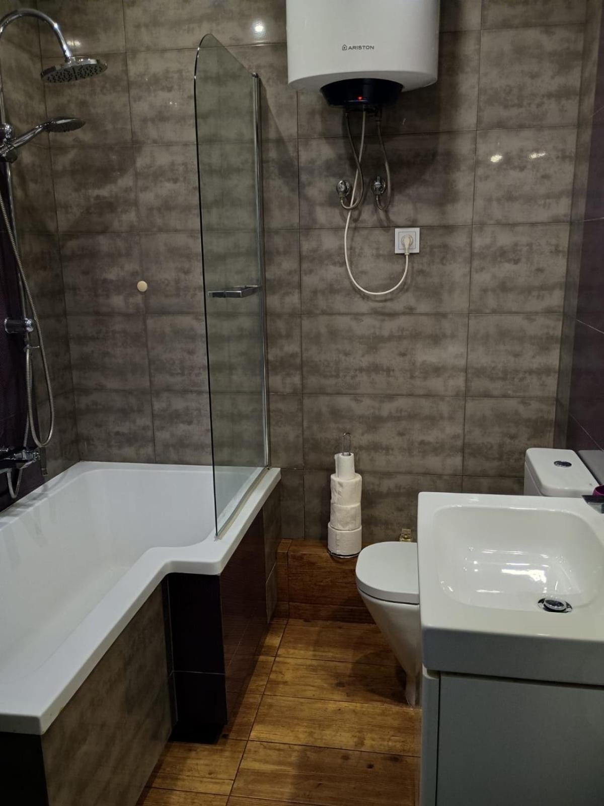 Apartament Pod Lasem Tenczynek Kültér fotó